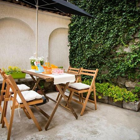 The Rocky House - Central & Private 2Bdr By Flat Mаnager Plovdiv Exteriör bild