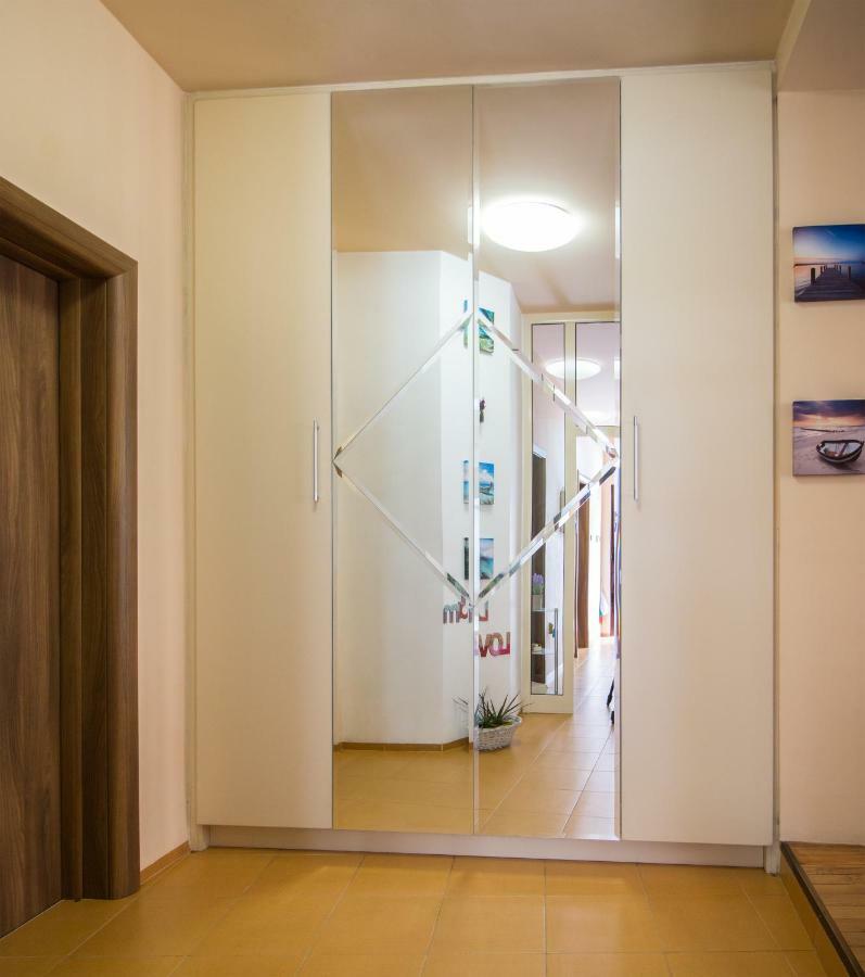 The Rocky House - Central & Private 2Bdr By Flat Mаnager Plovdiv Exteriör bild