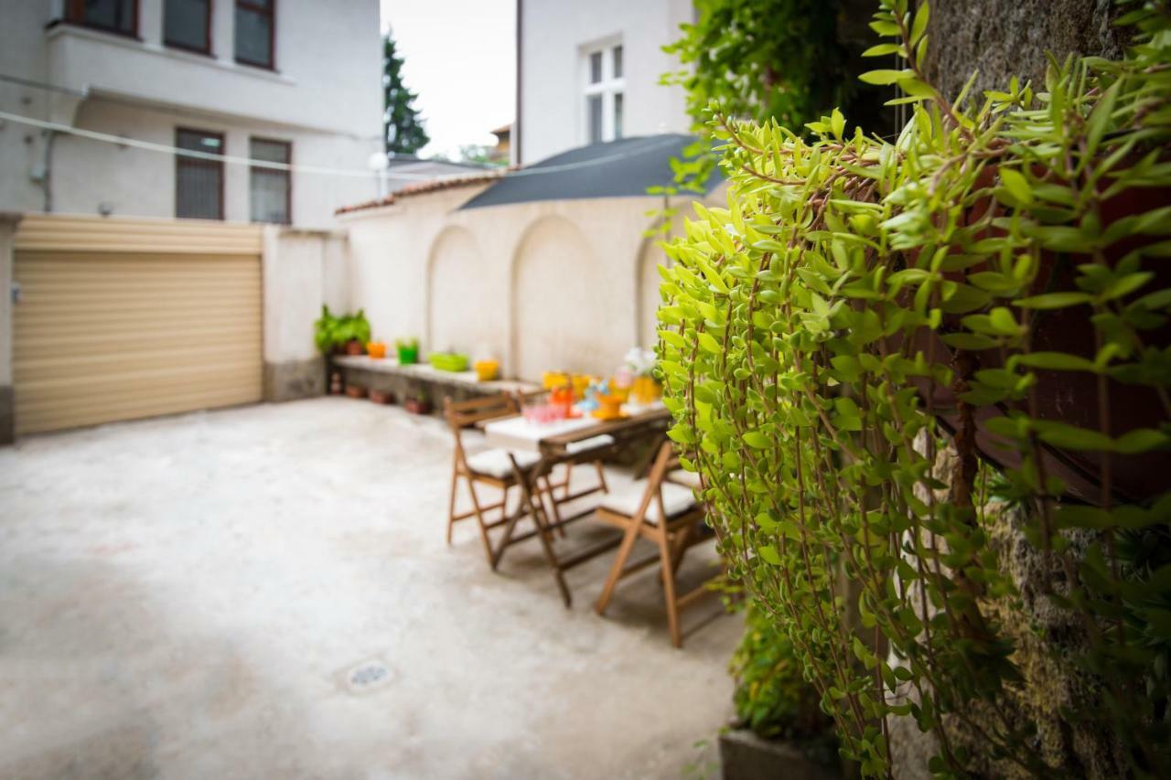 The Rocky House - Central & Private 2Bdr By Flat Mаnager Plovdiv Exteriör bild